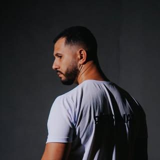 Ari Personal