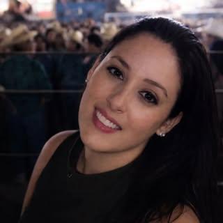 Capa de Bruna Toledo
