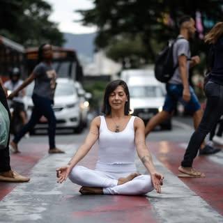 Capa de Carla Lemos Sales