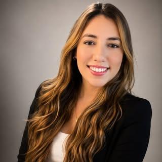 Capa de Yasmin Dutra