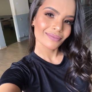 Karla Oliveira