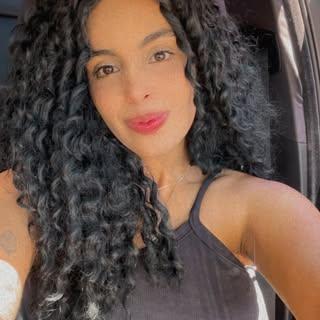 Capa de Lara Personal