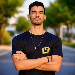 Capa de Lucas Ribeiro