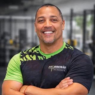 Capa de Rodrigo Oliveira