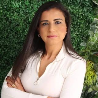 Capa de Renata Sampaio