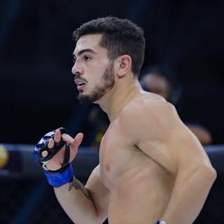 Capa de Thiago Caetano