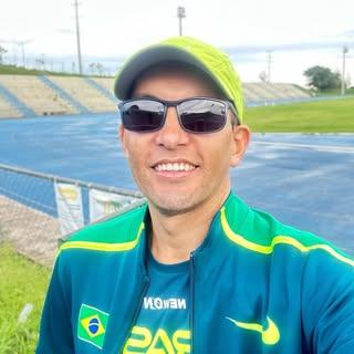 Capa de Alex Lopes