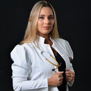 Anna Luiza Aguiar Salles