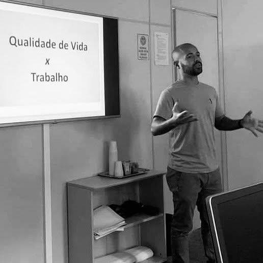 Capa de Thyago Santos