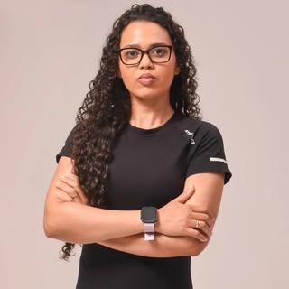 Capa de Larissa Almeida