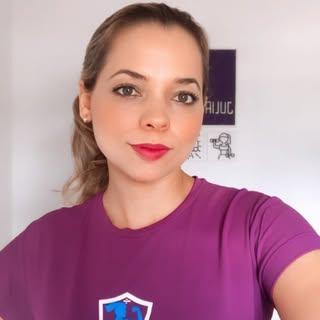 Capa de Juliana Oliveira