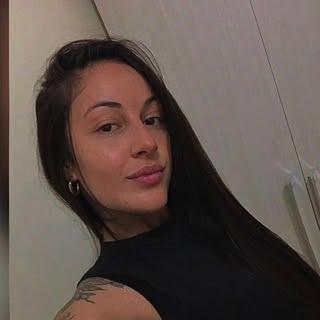 Capa de Vitória Nunes
