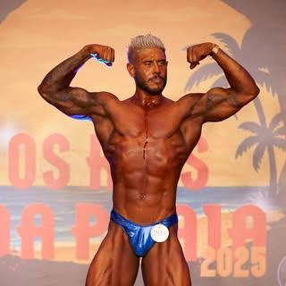Capa de Lucas Lopes