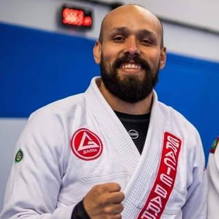 Capa de Douglas Gonçalves