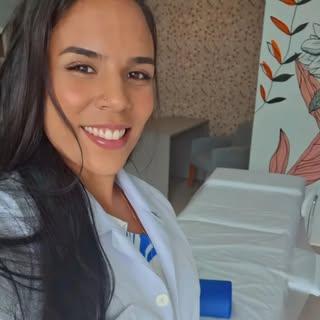 Capa de Paula Almeida
