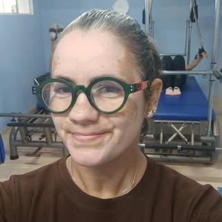Capa de Amanda Alves Viana