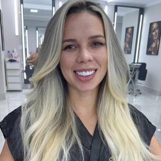 Pâmela Louise