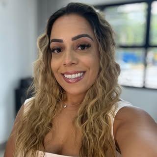 Capa de Nicole Fernandes