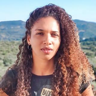 Capa de Emy Oliveira