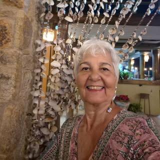 Capa de Luiza Sousa