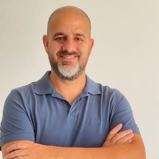 Capa de Rodrigo Damásio