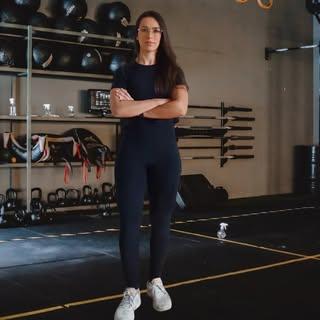 Capa de Yasmin Freitas