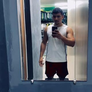 Capa de Karlison Moraes 