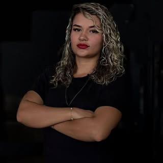 Capa de Isabela Gonçalves