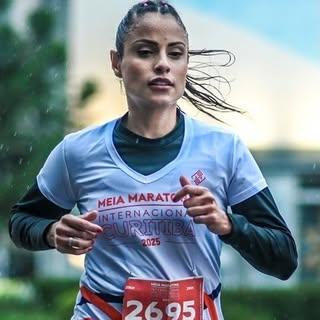 Capa de Natália Candido