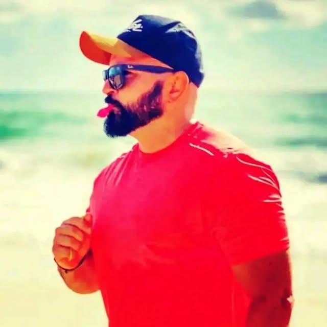 Capa de Alex Fernandes