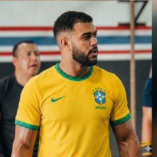 Renan Oliveira