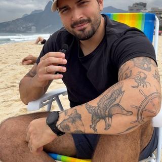 Capa de Thiago Vicente