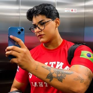 Capa de Bruna Santiago
