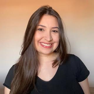 Capa de Laura Siqueira