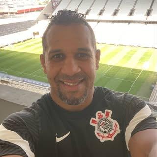 Fernando H. P. dos Santos (maestro)