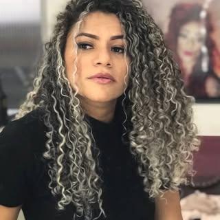 Capa de Thalita Ferreira
