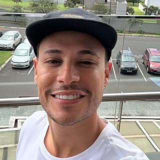 Capa de Mateus Francis