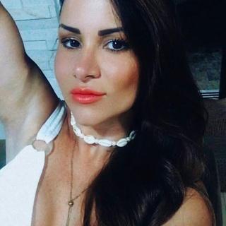 Capa de Fernanda França