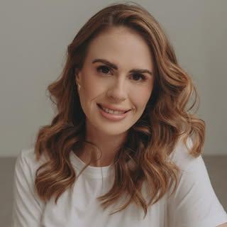 Capa de Aline Cazerta