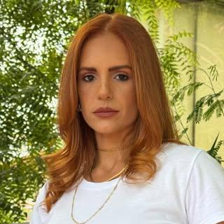 Capa de Ingrid Assunção