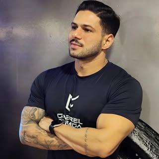 Capa de Gabriel Formiga