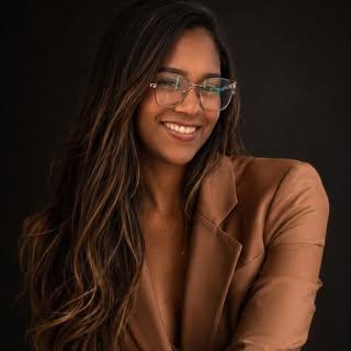 Capa de Juliana Santana