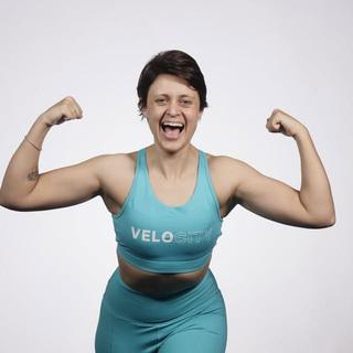 Capa de Fê Andrade