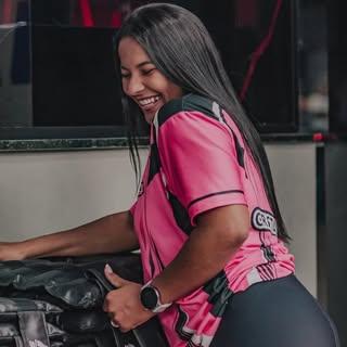 Capa de Cristiane Silva