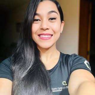 Capa de Débora Ribeiro