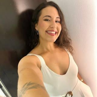 Capa de Ariane Alves