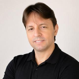 Capa de Gustavo Diniz
