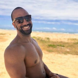 Capa de Junior Leal