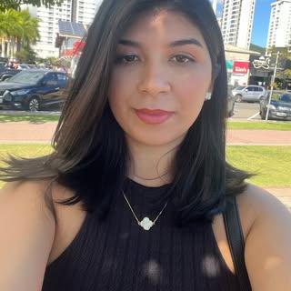 Capa de Yasmim Assis