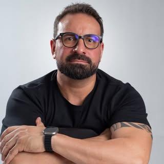 Capa de Fernando Almeida